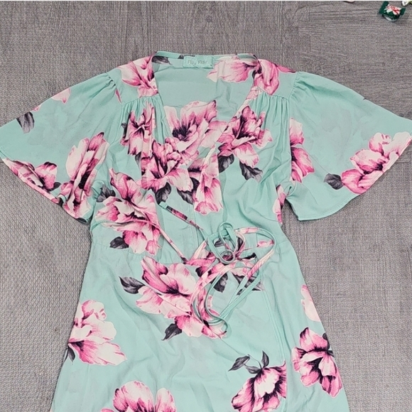 Filly Flair Mint and Pink Floral Blouse - Picture 1 of 2
